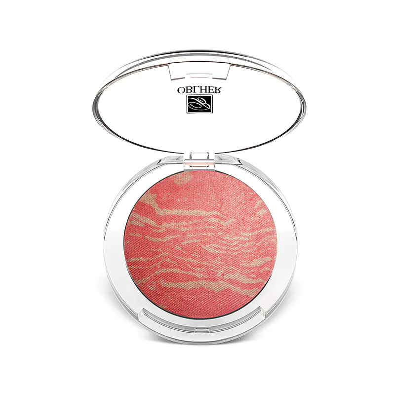 This Baked Blush Palette combines multiple blush tones in one compact, offering blendable color, lightweight wear, and a subtle radiant finish for everyday makeup.