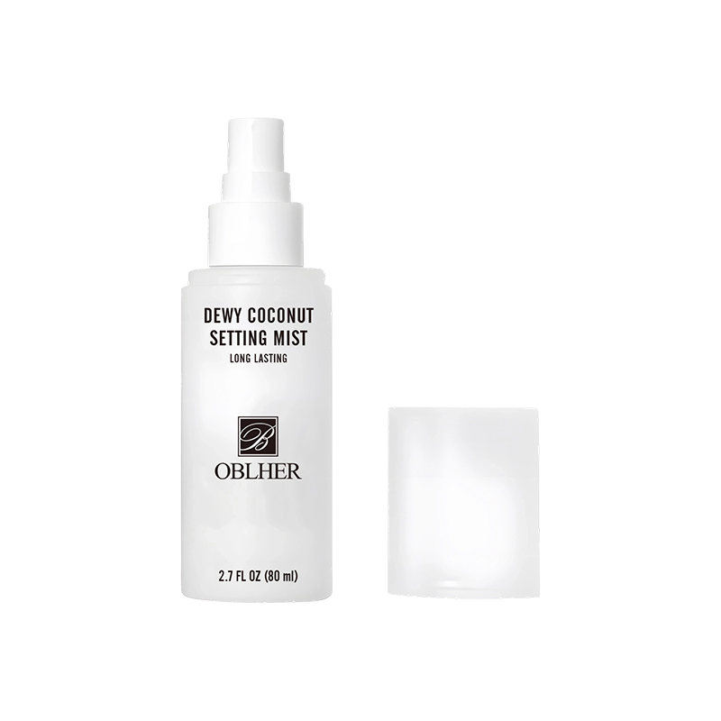 Moisturizing setting spray